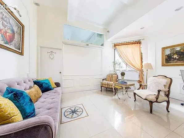 310 East 46th Street image 1 of 11