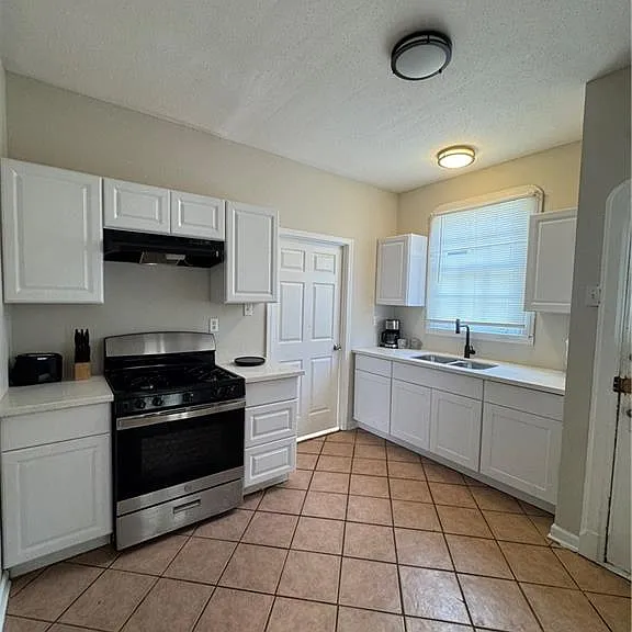 3507 Clermont Dr — Photo 13