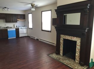 100 N 8th St #B, Martins Ferry, OH 43935