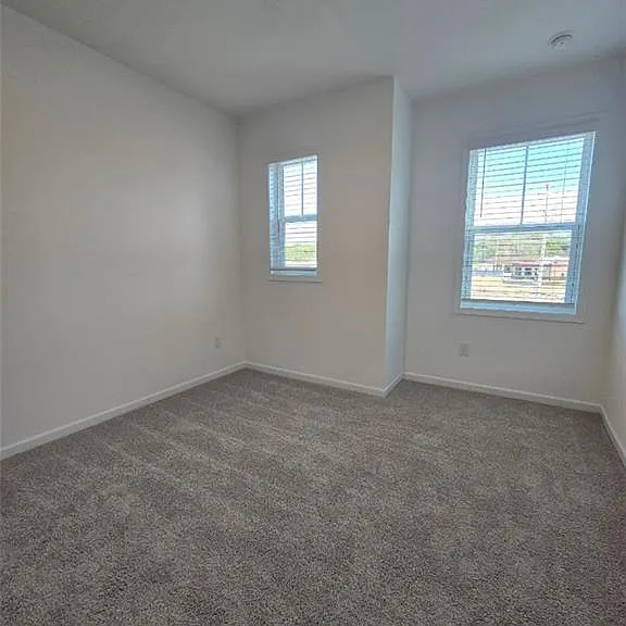 6009 Haviland Aly — Photo 15