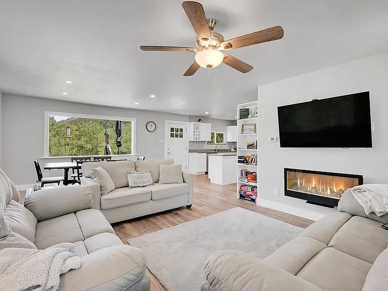2182 Silver Valley Rd — Photo 6