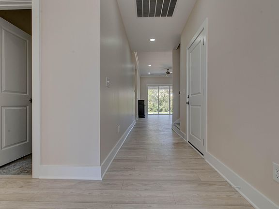 4th image of 132 Hawk Ln