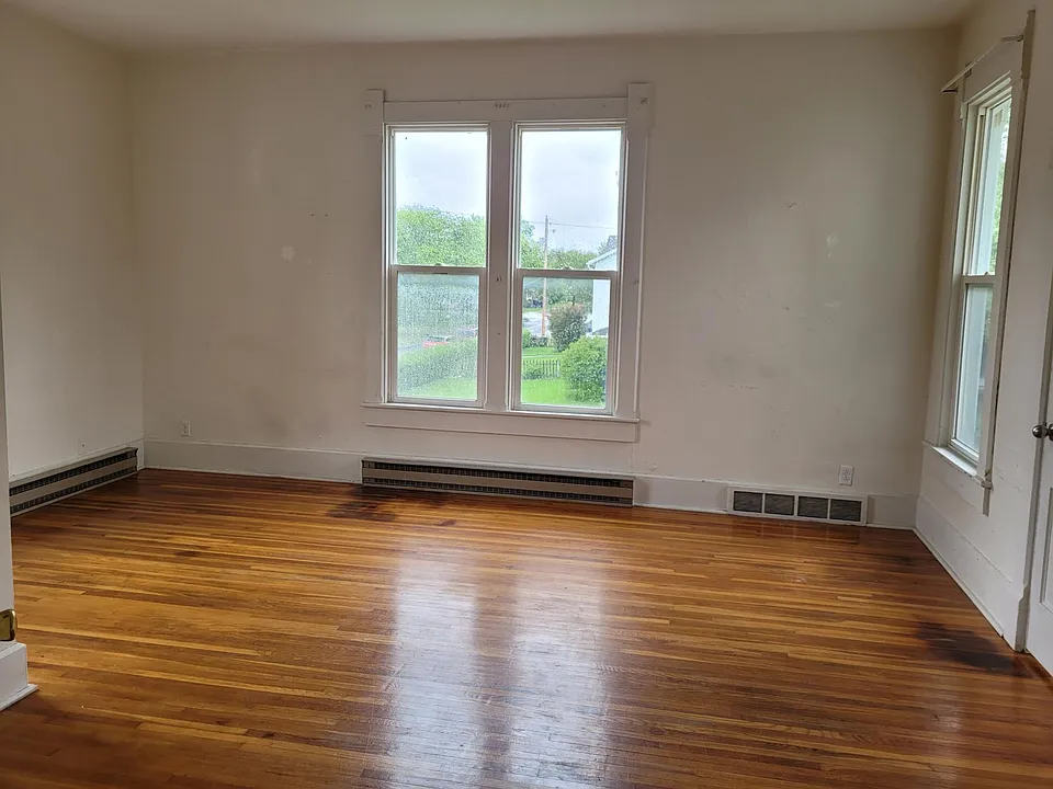 339 N Jefferson St #3