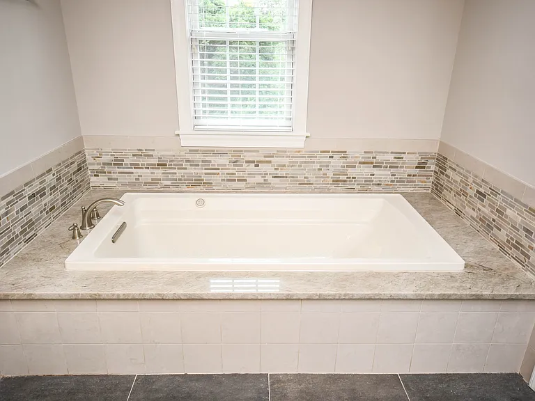 1211 Vinita Ln — Photo 32