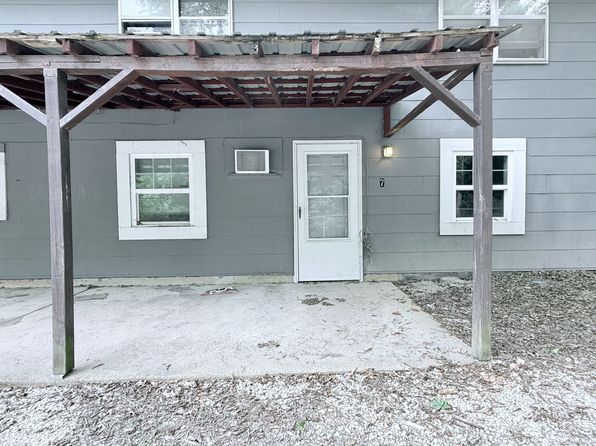 302 N Spring St #7