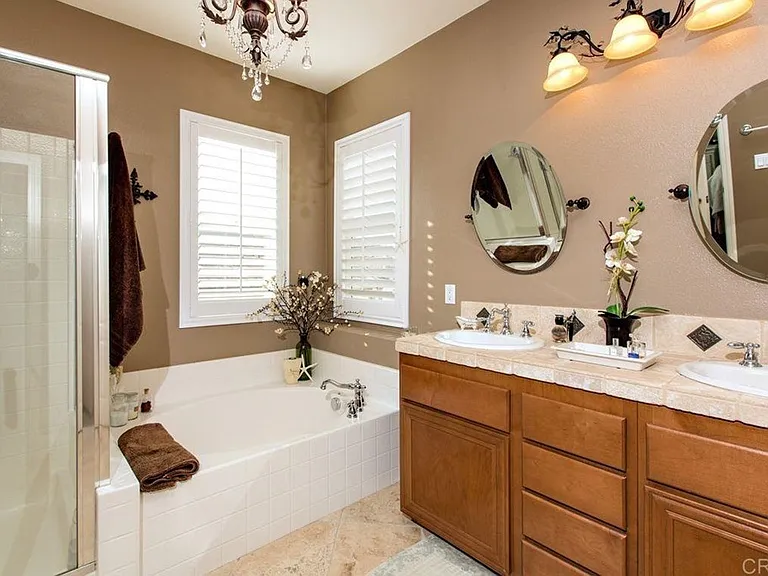 17054 Garden Path Dr — Photo 10