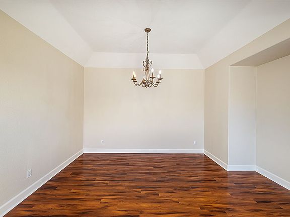 4th image of 9921 Diamonte Way