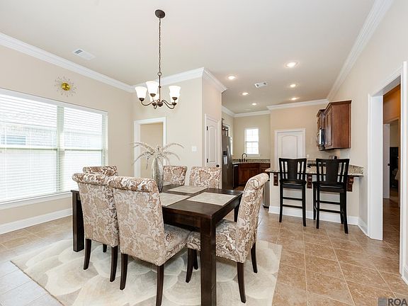 5th image of 3648 Union Dr