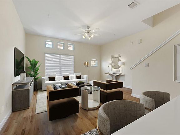 5th image of 2710 Hullsmith Dr APT 301