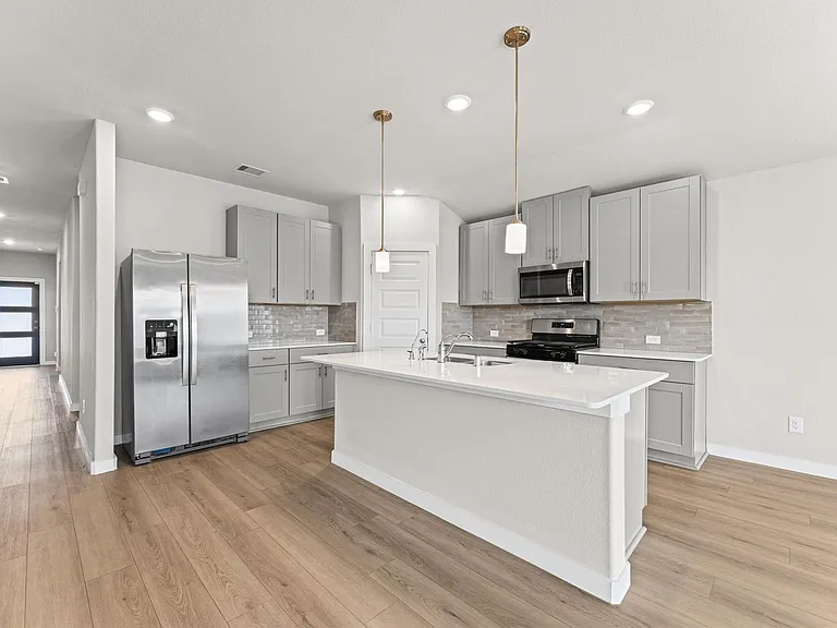 10520 Deussen Ln — Photo 11