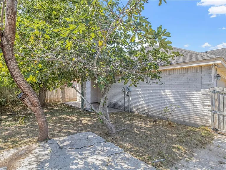 1108 N Boston College Dr — Photo 11