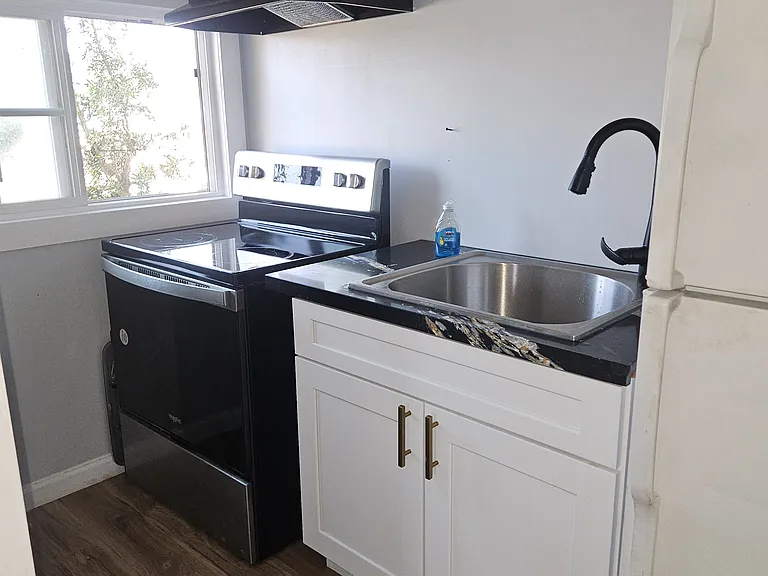 33930 Mission Trl — Photo 10
