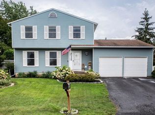 4767 Haverton Ln, Liverpool, NY 13090