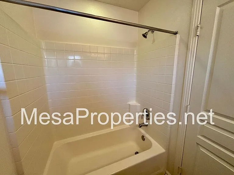 12368 Claredon Dr #6 — Photo 44