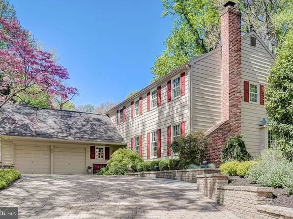 60 Harrowgate Dr, Cherry Hill, NJ 08003