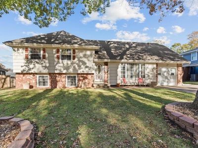 1406 SW 5th St, Lees Summit, MO, 64081