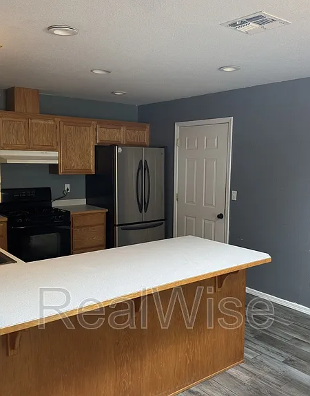 1951 SW Betty Ln — Photo 7