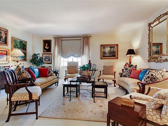 3rd image of 1750 Saint Charles Ave APT 629