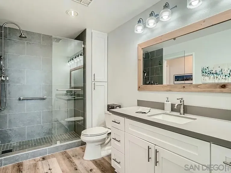 427 9th Ave #1403 — Photo 8