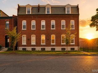 2419 Menard St, Saint Louis, MO 63104