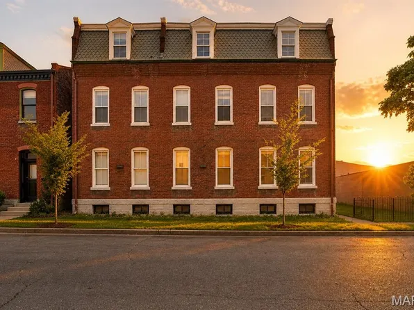 2419 Menard St, Saint Louis, MO 63104