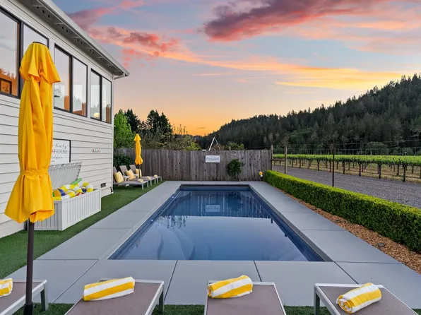 16530 Laughlin Road, Guerneville, CA 95446