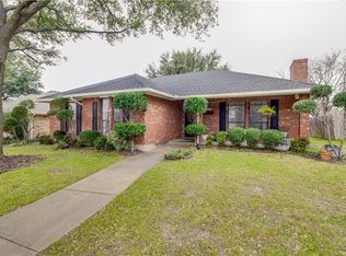 1200 Casa Linda St, Ennis, TX 75119