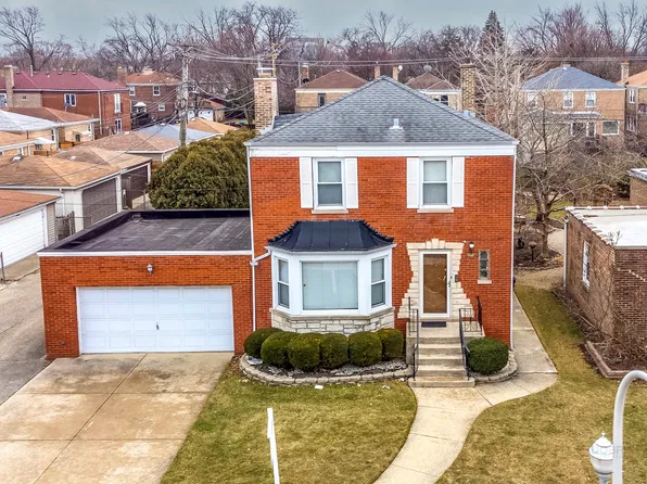 2817 W Bryn Mawr Ave, Chicago, IL 60625