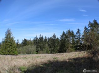 999 Oso Vista Court, Sequim, WA 98382