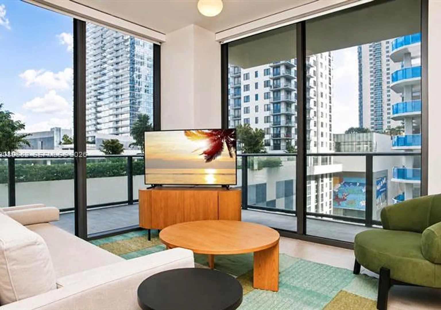 11 NE 6th St cu-1109, Miami, FL 33132 — Photo 3