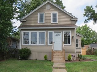 28 Martin St, Springfield, MA 01108