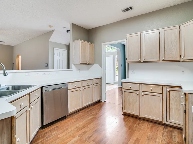 1806 Pendleton Rd — Photo 23