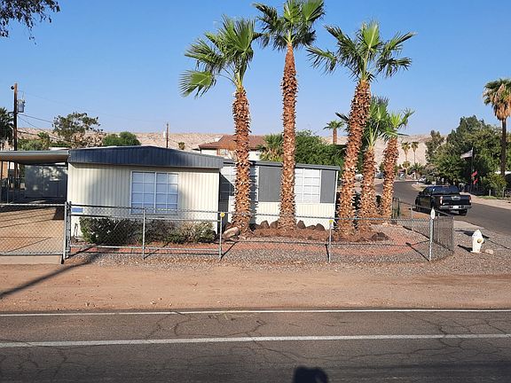2nd image of 1905 Colorado Blvd
