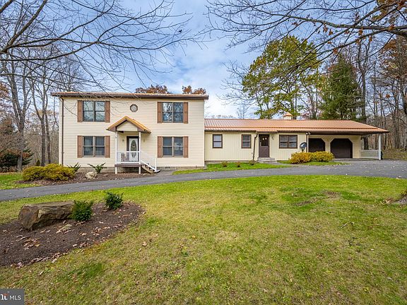 2nd image of 2078 Sanders Ln