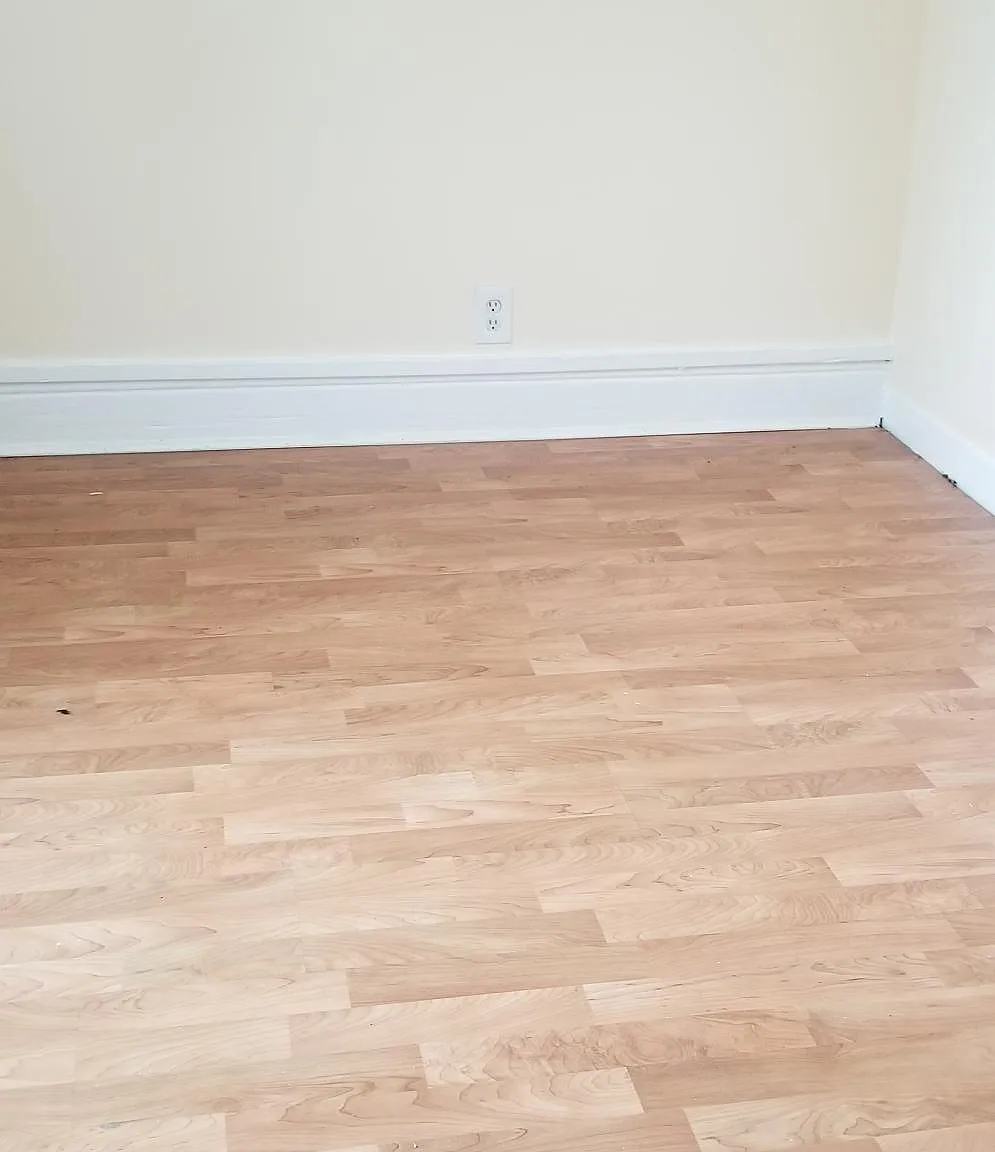 2 bed, 584 sqft, $1,300 — Photo 1