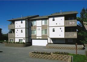 2nd image of 1536 Charter Cir Unit C