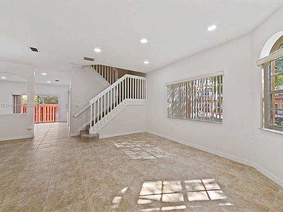 4th image of 14049 SW 51st Ln #14049