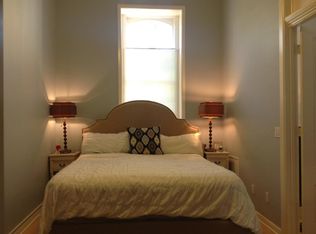 460 S 6th Ave APT 1103, Tucson, AZ 85701