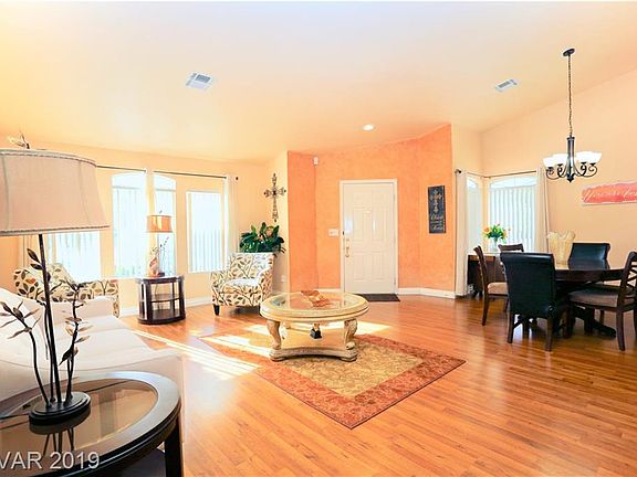3rd image of 3428 Hera St