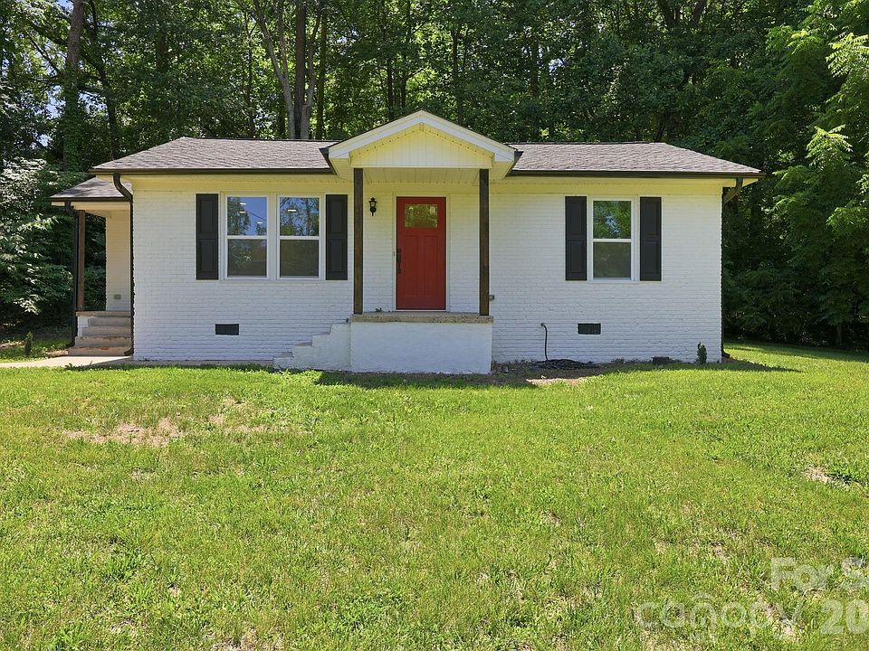 1st image of 922 Breezewood Dr