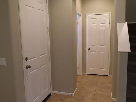 4th image of 41985 Davenport Way #D