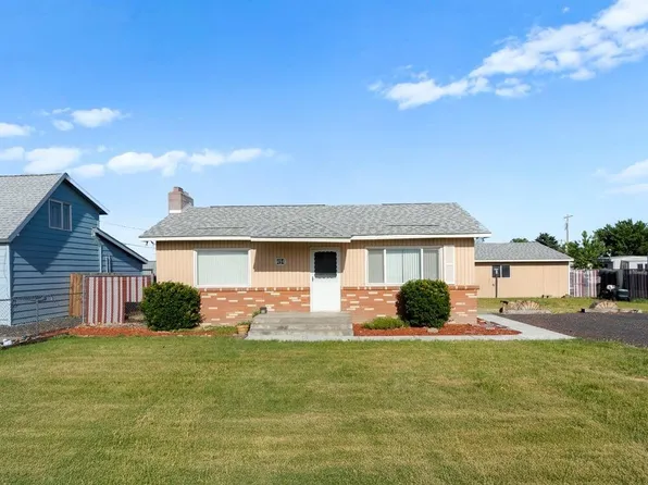 494 S 38th Ave, West Richland, WA 99353