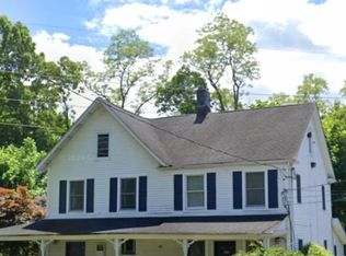 186 W Main St #4, Smithtown, NY 11787