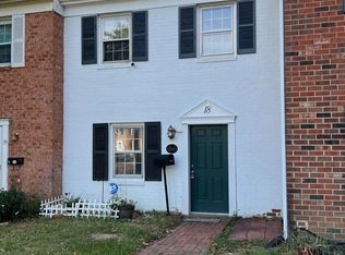 18 Farrell Ln, Fredericksburg, VA 22408