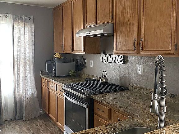 5th image of 120 Trumphet Lilly Ave