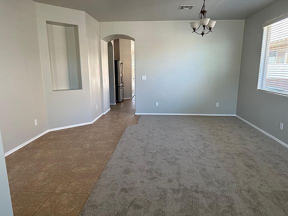 2nd image of 2219 W Via Caballo Blanco
