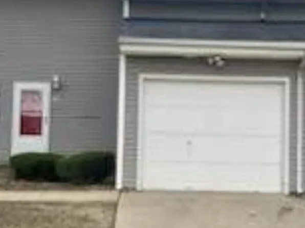 1560 Hunt Dr APT C, Normal, IL 61761