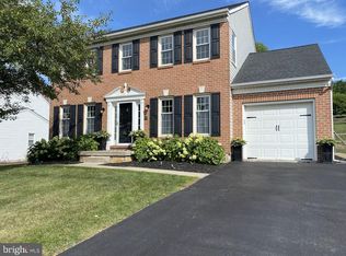 222 Cardinal Dr, Conshohocken, PA 19428