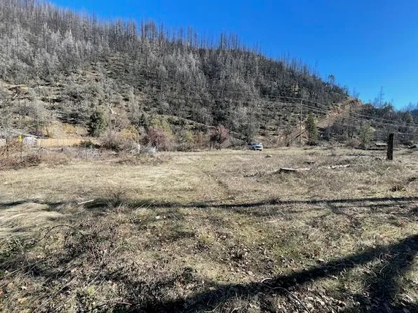 8235 Indian Creek Rd, Happy Camp, CA 96039