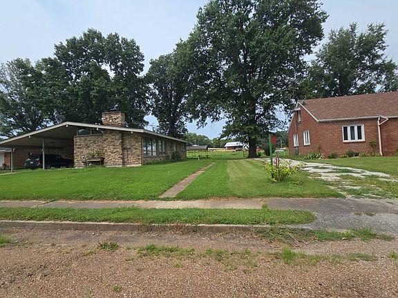 2nd image of 2729 Plymouth Dr